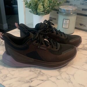 lululemon Blissfeel Trail women’s running shoes